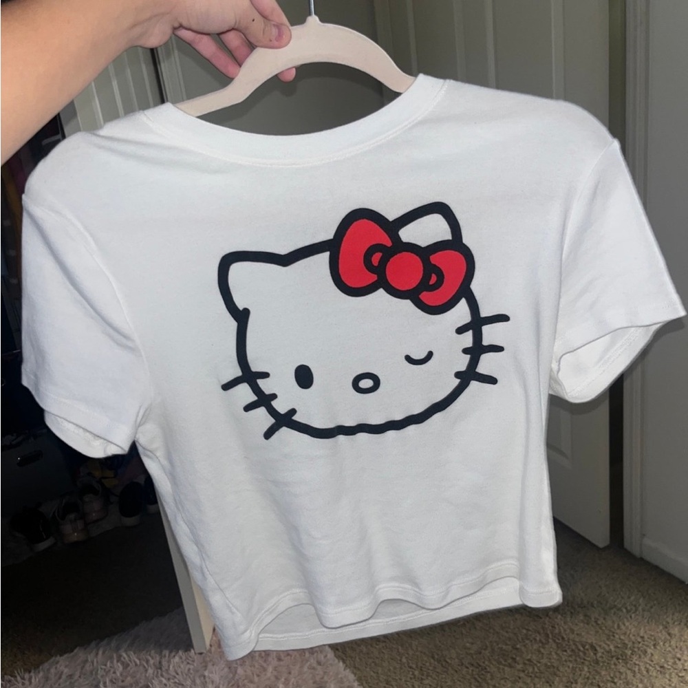 Hello kitty crop top